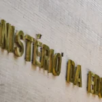 MEC lança curso de 180 horas para professores do ensino médio público