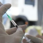Casos de sarampo tiveram aumento de 34 vezes em 2025, alerta Opas