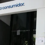 Serasa abre dia de negociação de dívidas