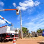 Iluminação em LED chega ao bairro João de Barro e garante qualidade de vida aos moradores