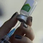 Casos de síndrome respiratória grave estão em queda em quase todo país