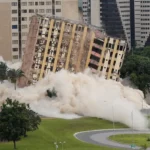 Tradicional hotel de luxo é implodido no centro de Brasília