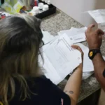 AM: Polícia detém agentes públicos suspeitos de colaborar com facção